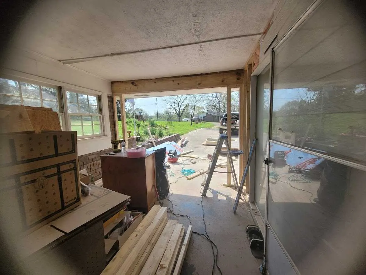 Air movers and dehumidifier for Water Mitigation Services in Schuylkill Haven